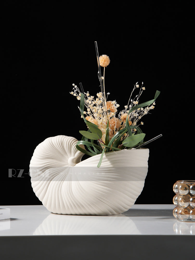 Porcelain Stylish Nautilus Shell