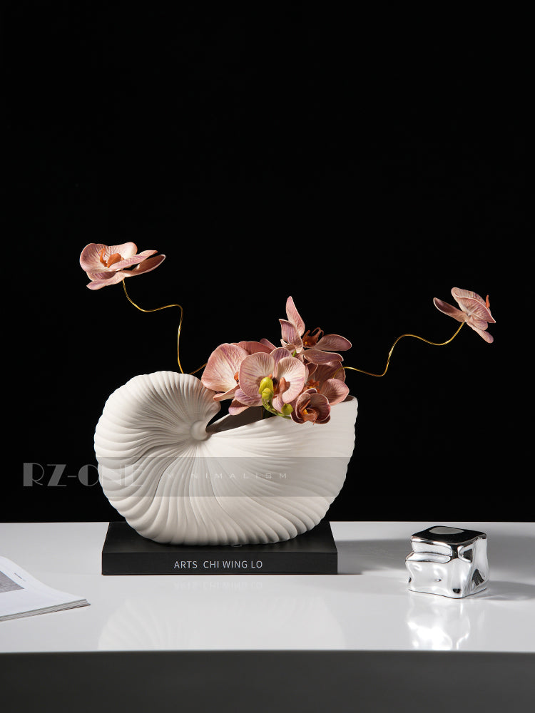 Porcelain Stylish Nautilus Shell