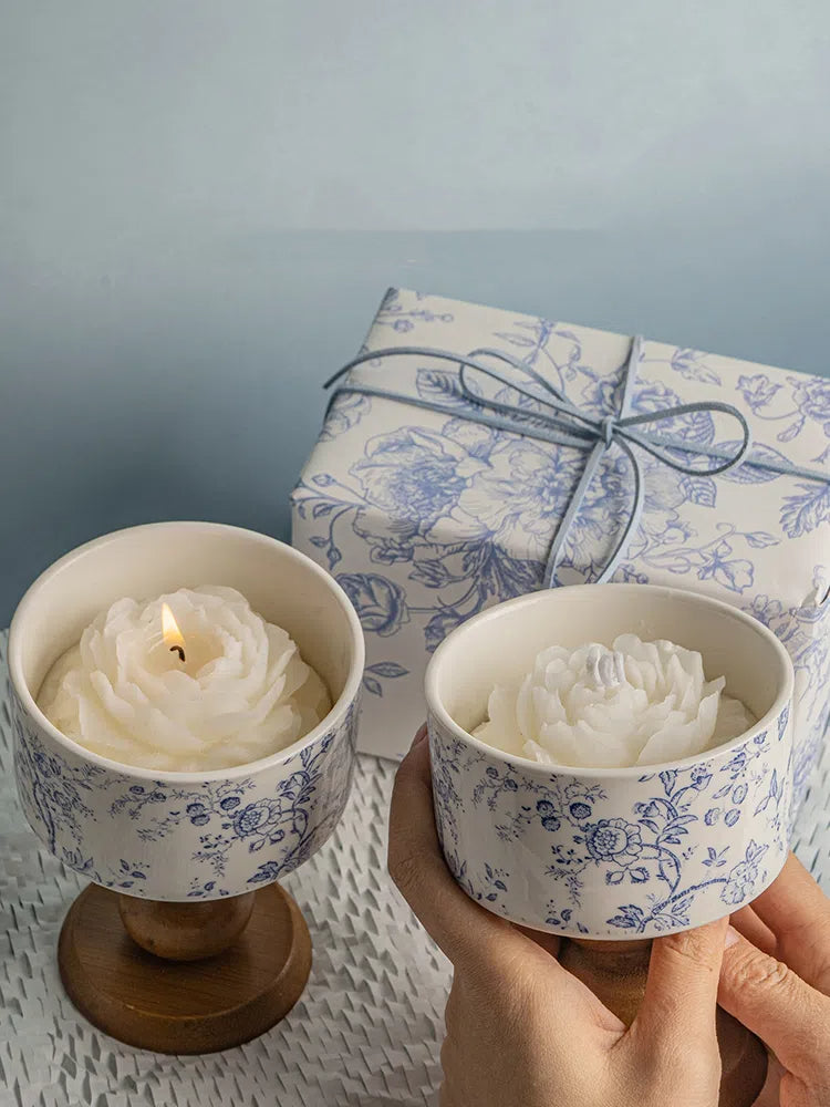 Camellia Scent & Candle porcelain